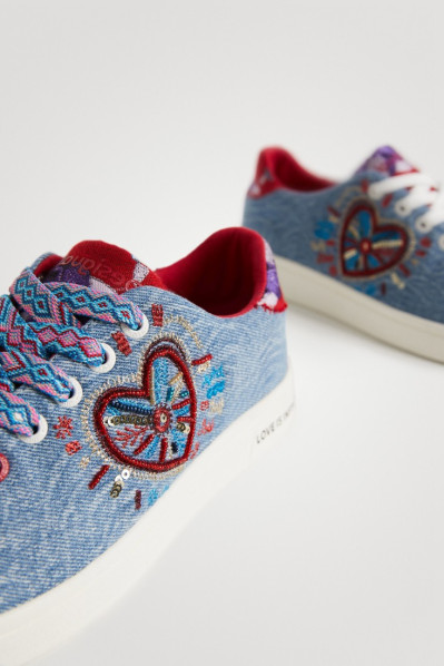 detail Desigual dámské boty 22SSKD05